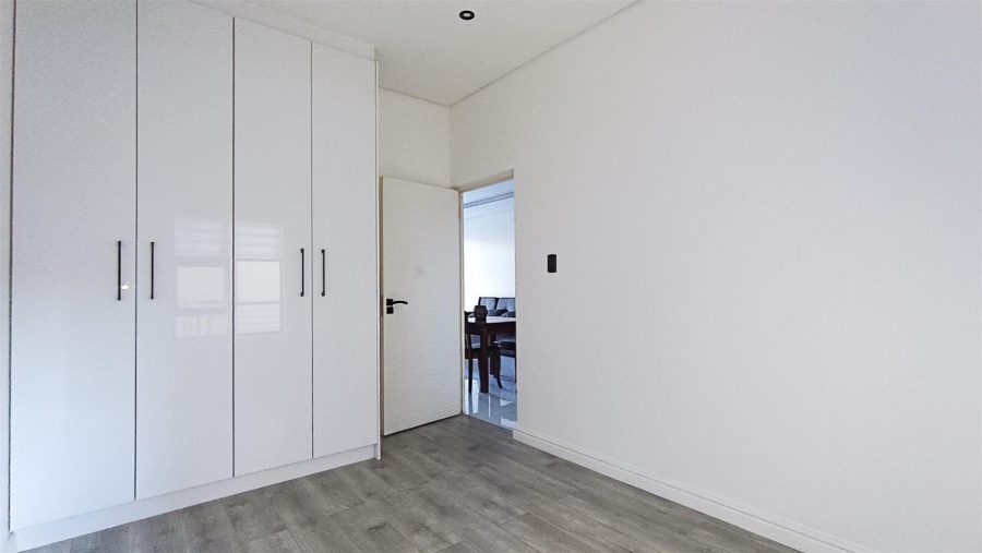 2 Bedroom Property for Sale in Table View Western Cape